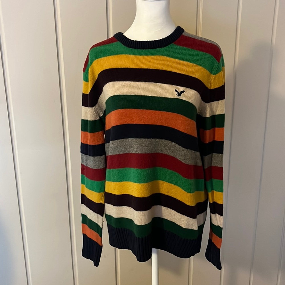 Men’s vintage AE sweater in multi colored stripes. Size Medium. Wool blend.